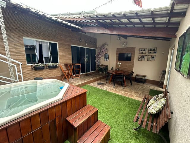 Casa com 90m² 2 quartos e 3 banheiros, à venda, no bairro Bangu em Rio de Janeiro