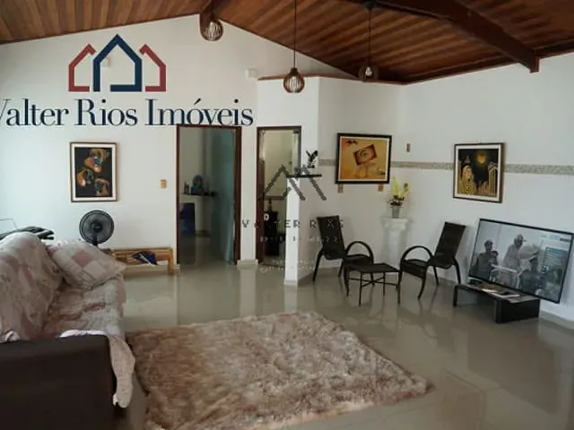 Casa com 550m² 4 quartos e 5 banheiros, à venda, no bairro Zona Sul em Ilhéus
