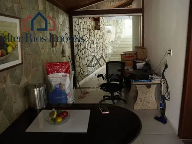 Casa com 550m² 4 quartos e 5 banheiros, à venda, no bairro Zona Sul em Ilhéus