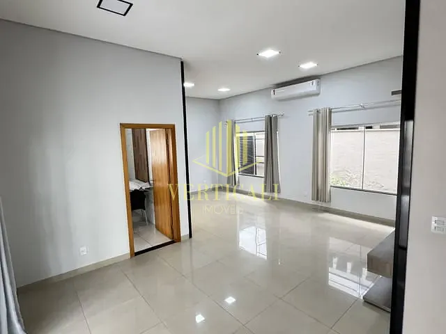 Casa com 250m² 3 quartos e 4 banheiros, para alugar, no bairro Ribeirão do Lipa em Cuiabá