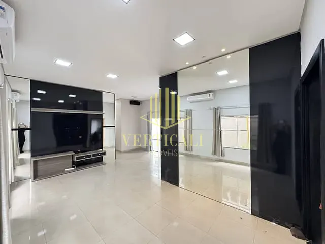 Casa com 250m² 3 quartos e 4 banheiros, para alugar, no bairro Ribeirão do Lipa em Cuiabá