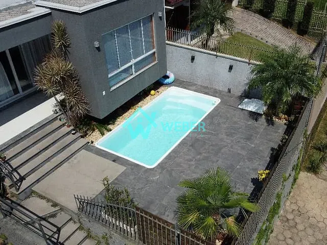 Casa 3 quartos e 2 banheiros, à venda, no bairro Jardim do Sol em Campo Bom