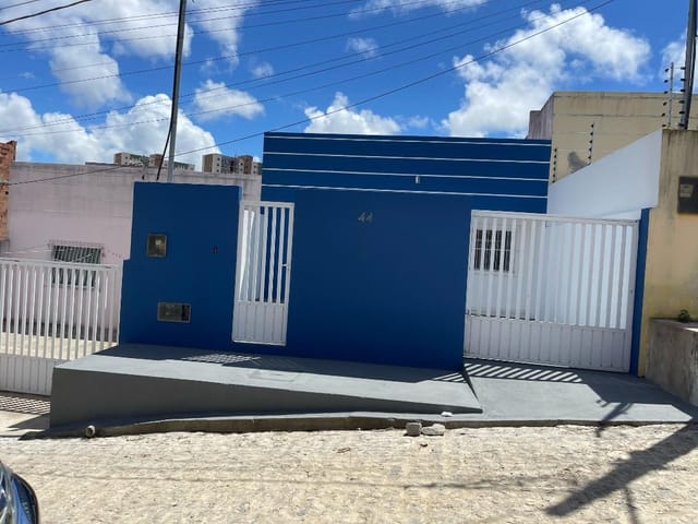 Casa com 126m² 2 quartos e 1 banheiro, à venda, no bairro Soledade em Aracaju
