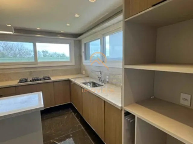 Casa com 364m² 3 quartos e 4 banheiros, à venda, no bairro São Gonçalo em Pelotas