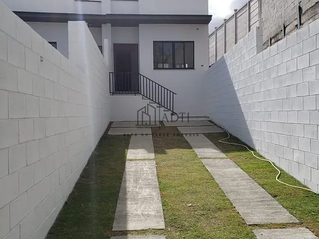 Casa com 150m² 2 quartos e 2 banheiros, à venda, no bairro Residencial Colinas em Mogi das Cruzes