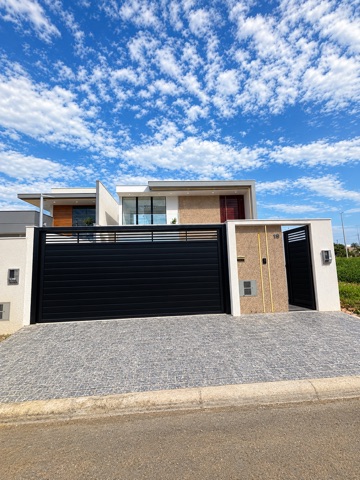 Casa com 160m² 3 quartos e 2 banheiros, à venda, no bairro Cidade jardim em Campos dos Goytacazes