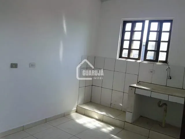 Casa 2 quartos e 1 banheiro, para alugar, no bairro Jardim Monteiro da Cruz (Vicente de Carvalho) em Guarujá