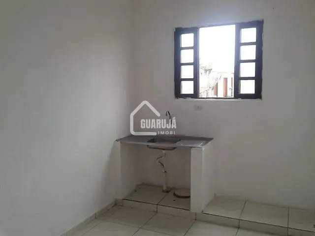 Casa 2 quartos e 1 banheiro, para alugar, no bairro Jardim Monteiro da Cruz (Vicente de Carvalho) em Guarujá