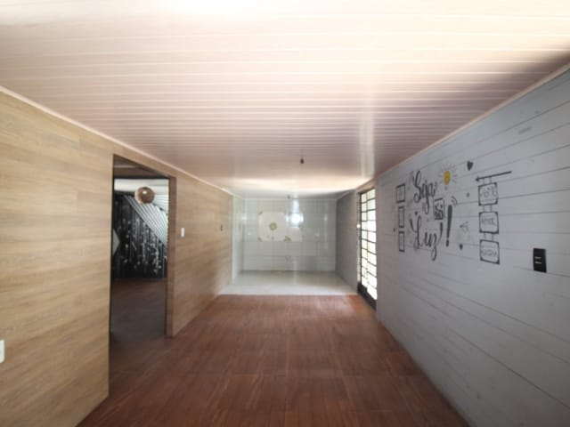 Casa com 360m² 2 quartos e 2 banheiros, à venda, no bairro Oficinas em Ponta Grossa