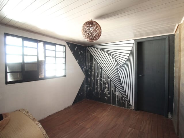 Casa com 360m² 2 quartos e 2 banheiros, à venda, no bairro Oficinas em Ponta Grossa