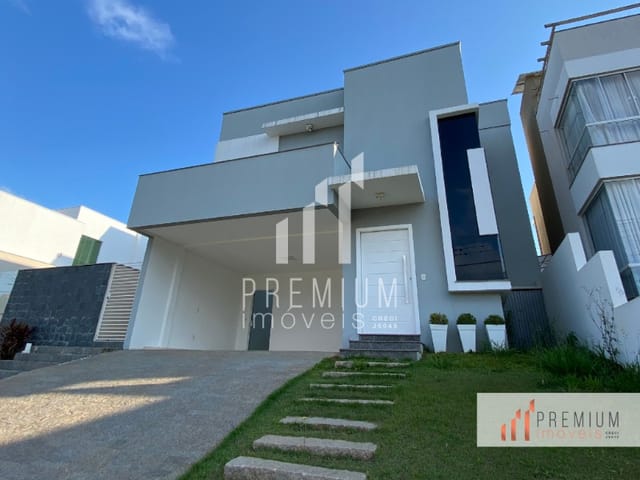 Casa com 279m² 3 quartos e 4 banheiros, à venda, no bairro OFICINAS em PONTA GROSSA