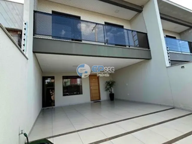 Casa com 160m² 3 quartos e 3 banheiros, à venda, no bairro Pinheiros em Londrina
