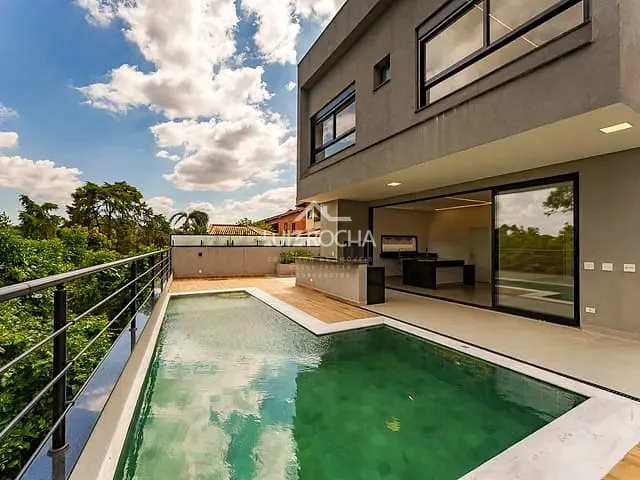 Casa com 370m² 5 quartos e 6 banheiros, à venda, no bairro São Paulo II em Cotia