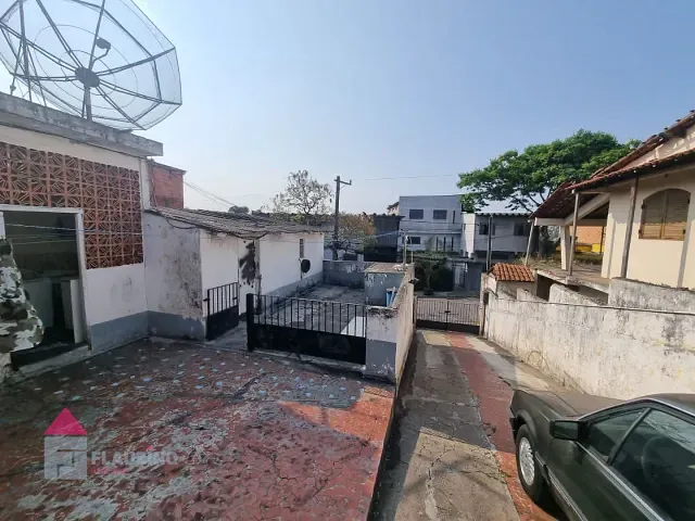 Casa com 250m² 2 quartos e 2 banheiros, à venda, no bairro Parque Arariba em São Paulo