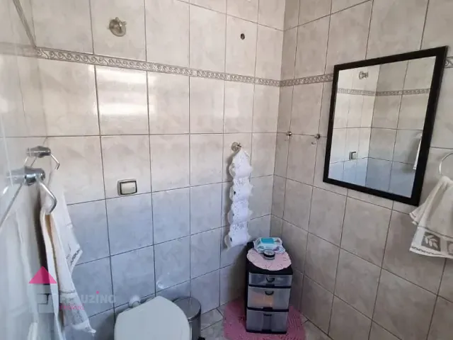 Casa com 250m² 2 quartos e 2 banheiros, à venda, no bairro Parque Arariba em São Paulo