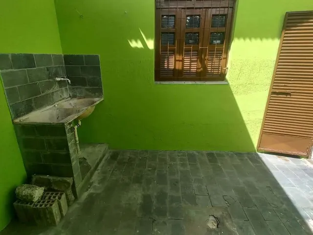 Casa 2 quartos e 1 banheiro, para alugar, no bairro Ponto Novo em Aracaju