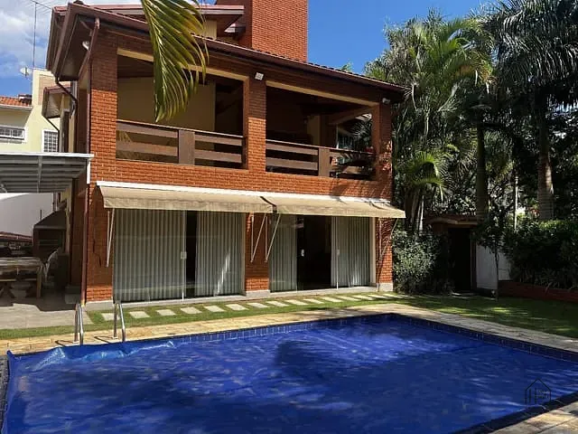 Casa com 400m² 4 quartos e 2 banheiros, à venda, no bairro Jardim das Flores em Cotia