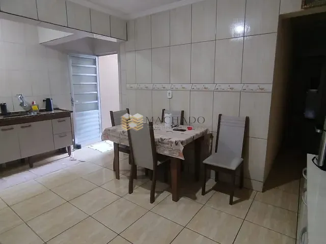 Casa 2 quartos e 1 banheiro, à venda, no bairro Parque Guarani em Várzea Paulista