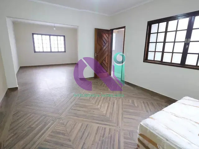 Casa 2 quartos e 3 banheiros, à venda, no bairro Jardim das Flores em Osasco