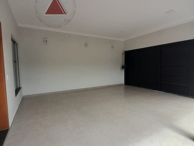 Casa com 240m² 3 quartos e 2 banheiros, à venda, no bairro Villagio Mundo Novo em Franca