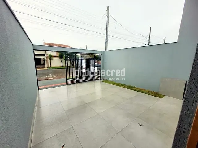Casa com 150m² 3 quartos e 2 banheiros, à venda, no bairro Jardim Guararapes em Londrina