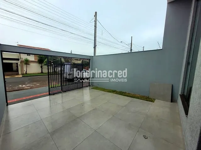 Casa com 150m² 3 quartos e 2 banheiros, à venda, no bairro Jardim Guararapes em Londrina