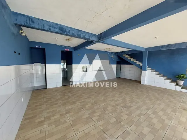 Casa com 360m² 2 quartos e 1 banheiro, à venda, no bairro São Mateus em Araçuaí