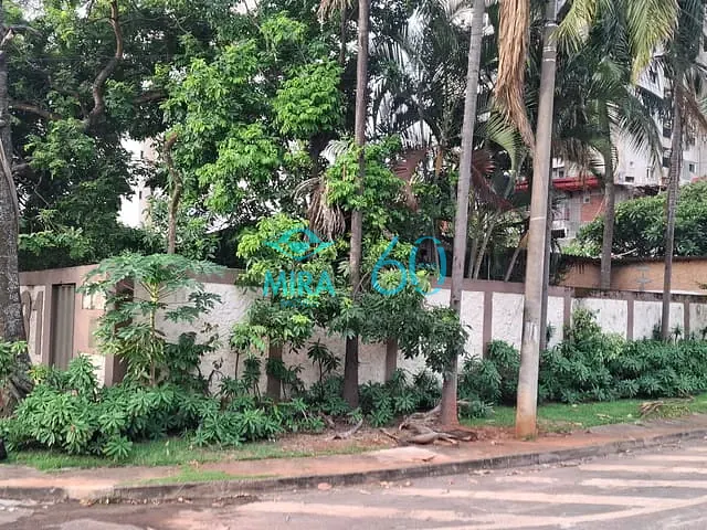 Casa com 738m² 2 quartos e 3 banheiros, à venda, no bairro Setor Bueno em Goiânia