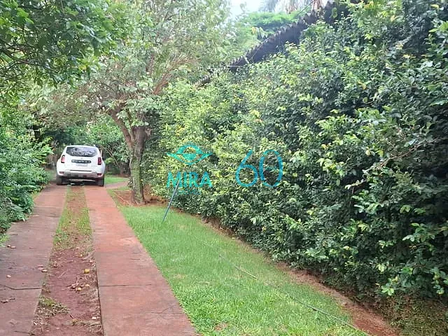 Casa com 738m² 2 quartos e 3 banheiros, à venda, no bairro Setor Bueno em Goiânia