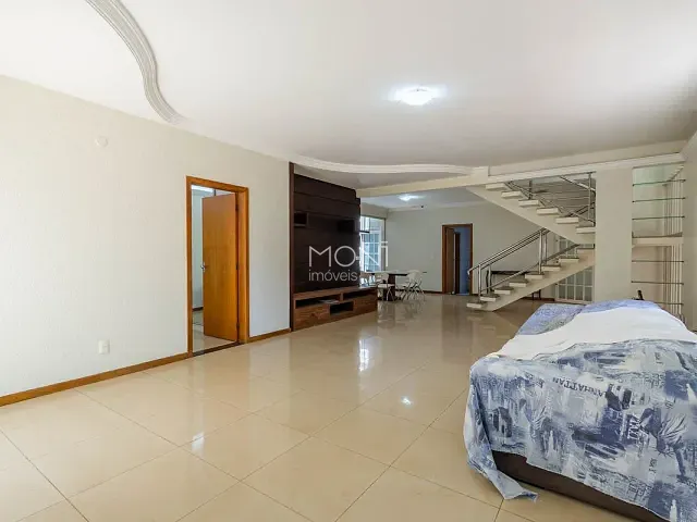 Casa 5 quartos e 3 banheiros, à venda, no bairro Asa Sul em Brasília