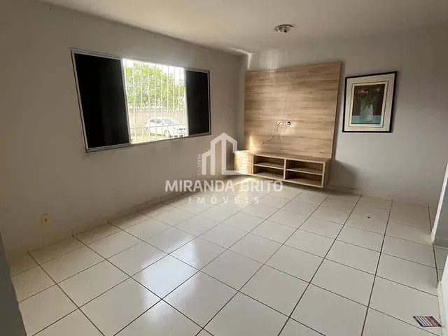 Casa 2 quartos e 1 banheiro, à venda, no bairro Parque Primavera em Aparecida de Goiânia