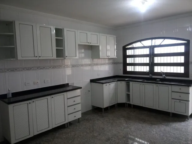 Sobrado com 300m² 2 quartos e 3 banheiros, à venda, no bairro Vila Regente Feijó em São Paulo