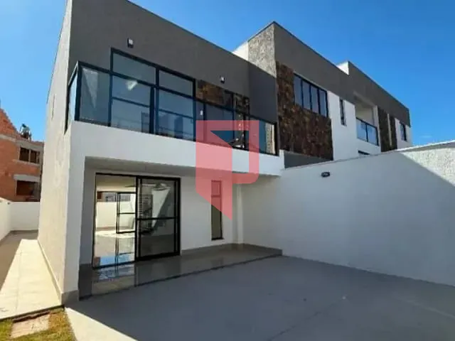 Casa 3 quartos e 3 banheiros, à venda, no bairro Caiçaras em Belo Horizonte