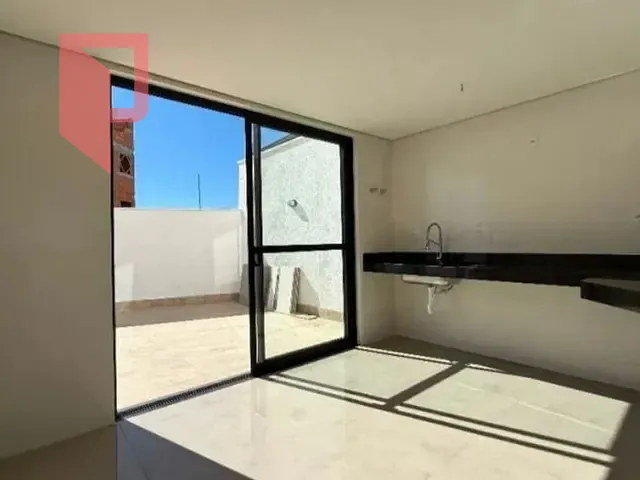 Casa 3 quartos e 3 banheiros, à venda, no bairro Caiçaras em Belo Horizonte