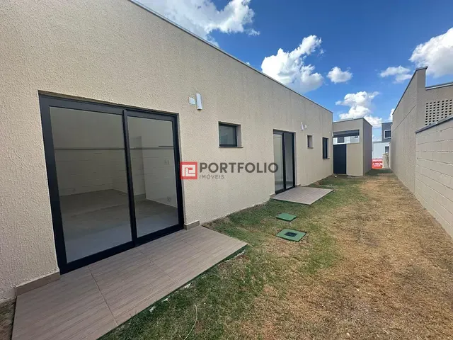 Casa com 289m² 3 quartos e 3 banheiros, à venda, no bairro Residencial Jardins Lyon em Aparecida de Goiânia