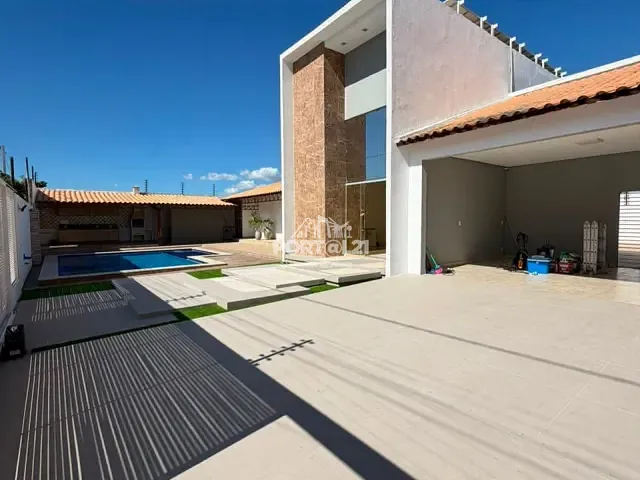 Casa 4 quartos e 6 banheiros, para alugar, no bairro Jatobá em Petrolina
