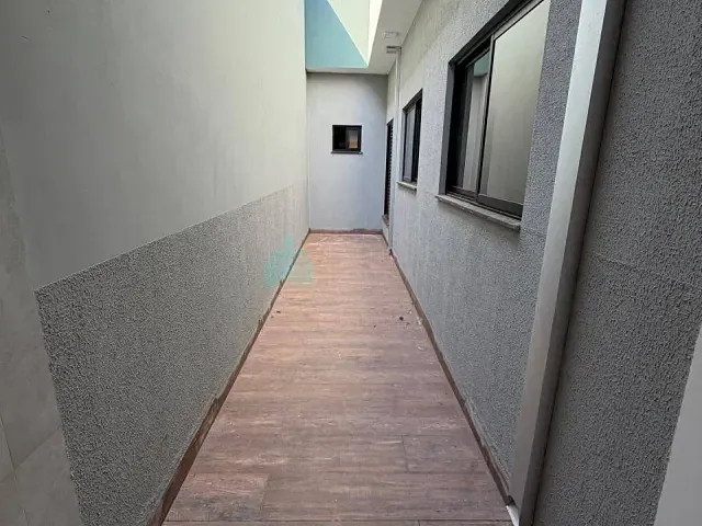 Casa 3 quartos e 2 banheiros, à venda, no bairro Setor Dona Matilde em Catalão