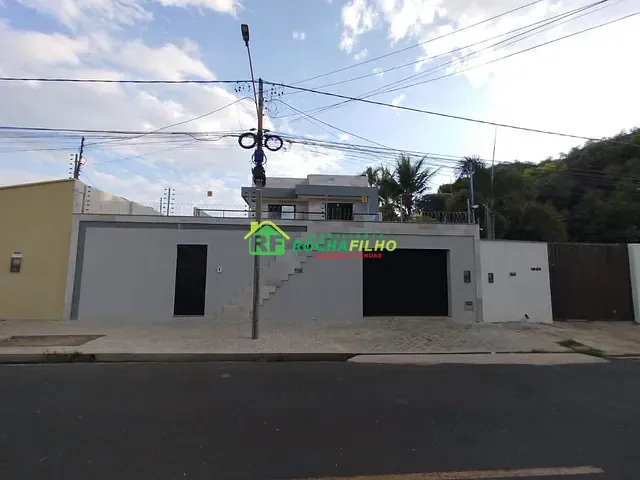 Casa com 479m² 4 quartos e 3 banheiros, à venda, no bairro Ininga em Teresina