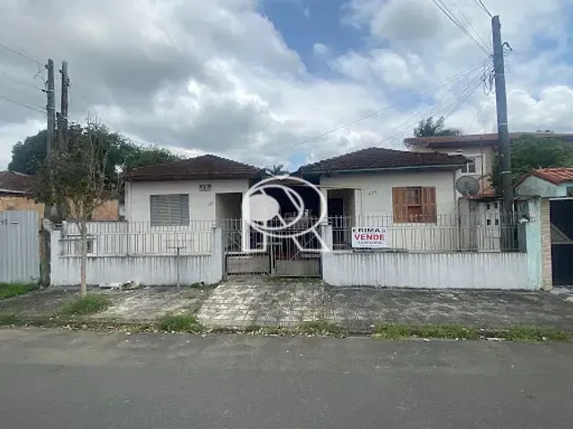 Casa 6 quartos e 3 banheiros, à venda, no bairro Vila Ponce em Registro