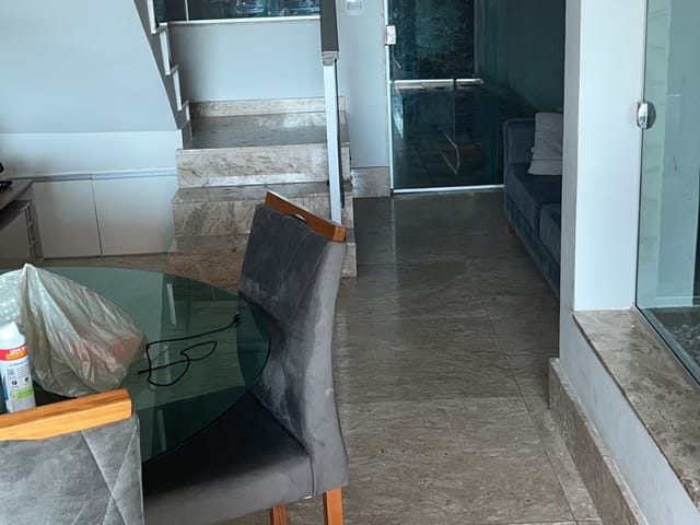 Casa com 200m² 3 quartos e 1 banheiro, à venda, no bairro Ribeiro de Abreu em Belo Horizonte