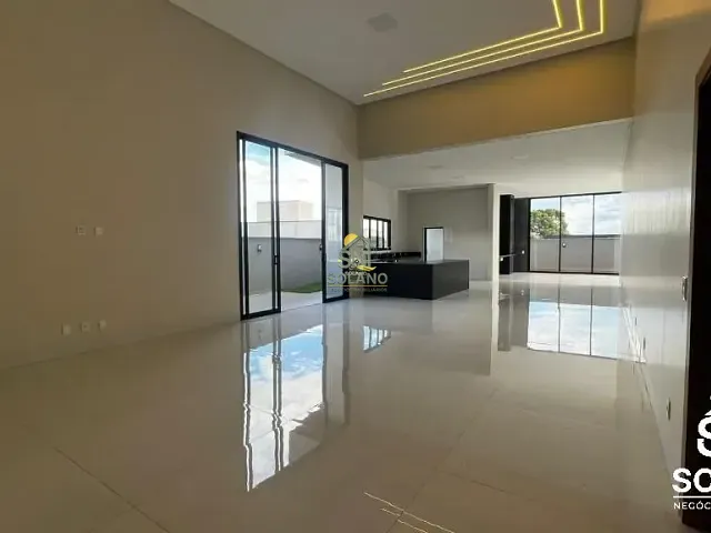 Casa com 333m² 4 quartos e 5 banheiros, à venda, no bairro Residencial Goiânia Golfe Clube em Goiânia