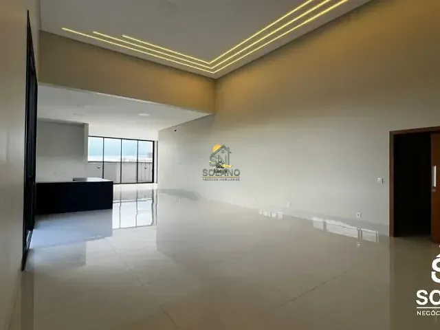 Casa com 333m² 4 quartos e 5 banheiros, à venda, no bairro Residencial Goiânia Golfe Clube em Goiânia