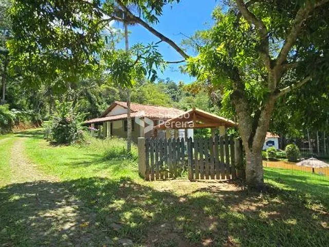 Casa com 1851m² 3 quartos e 4 banheiros, à venda, no bairro Balança em Simão Pereira