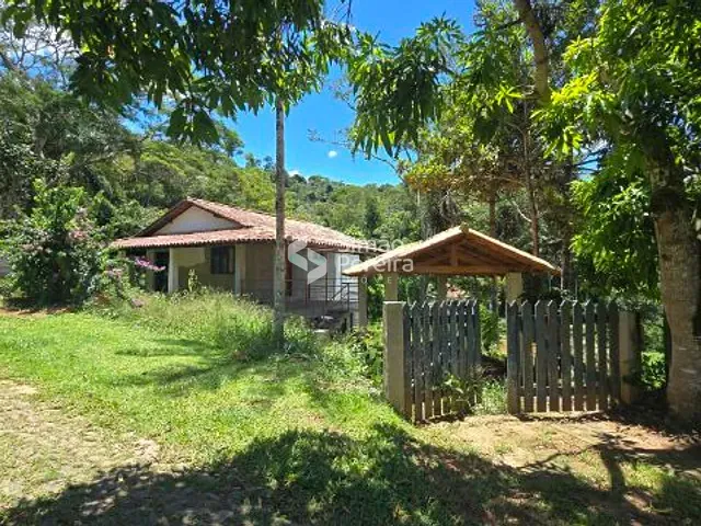 Casa com 1851m² 3 quartos e 4 banheiros, à venda, no bairro Balança em Simão Pereira