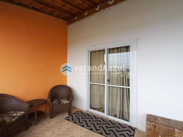 Casa 3 quartos e 2 banheiros, à venda, no bairro Vila Correa em Ferraz de Vasconcelos