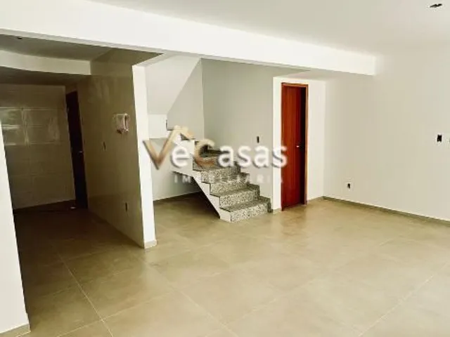 Casa com 95m² 2 quartos e 1 banheiro, à venda, no bairro Recreio em Rio das Ostras