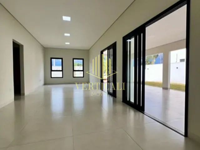 Casa 3 quartos e 2 banheiros, à venda, no bairro Bom Clima em Chapada dos Guimarães