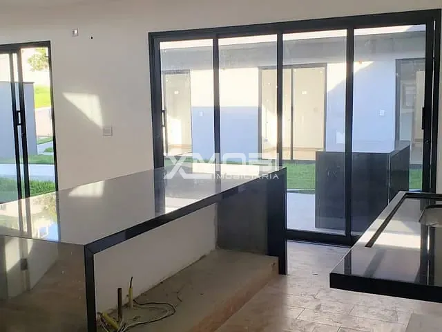 Casa com 307m² 3 quartos e 5 banheiros, à venda, no bairro Gramadão em Jundiaí
