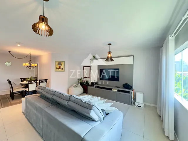 Casa com 464m² 5 quartos e 5 banheiros, à venda, no bairro Garcia em Blumenau