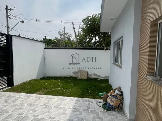 Casa com 150m² 2 quartos e 1 banheiro, à venda, no bairro Vila São Paulo em Mogi das Cruzes